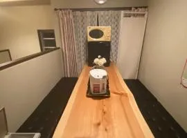 澄心小筑 房东住一楼 客人住二楼 每天只接一组客人 雄琴车站免费接送 提供一台免费停车位