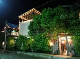 Kwan Eng Homestay, hotel i Phayao