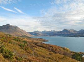 Sunnybank Cottage, hotel with parking in Inveralligin