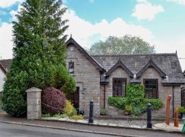 The Old School Penallt, luxury hotel in Mitchel Troy