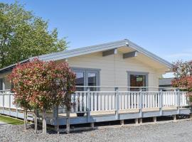 Oak Lodge - Uk30005, hotel with jacuzzis in Lindal in Furness