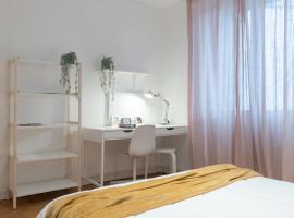 Top Living Apartments - Carducci, hotel in zona Stazione metro Spezia, Torino