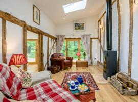 Barn End Cottage, hotell sihtkohas Kelsale