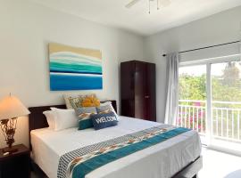 Lovely 2-bedroom Apartment in Venetian Road, apartment in Providenciales
