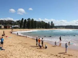 Avoca Beach "Cape Cottage"