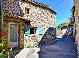 Amazing Home In Goudargues With Kitchen, holiday home in Goudargues