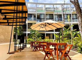 The Waves Tulum by BNB Experience, hotel en Tulum
