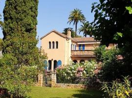 Super Manoir à Cannes YourHostHelper, country house in Cannes
