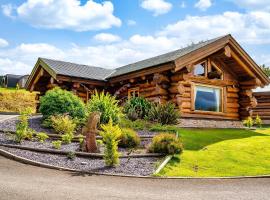 The Log Cabins at The Vu, holiday rental in Bathgate