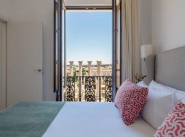 Coliseum Boutique Apartments
