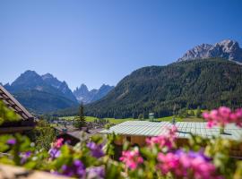 Appartamenti Sonnenuhr, hotel v destinaci Sesto