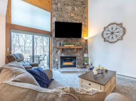 Luxury Seven Springs Condo- 3 Bed & Loft, 3 Bath, hotel in Champion