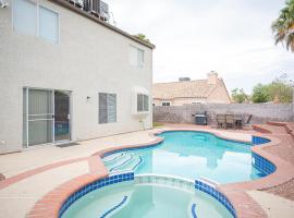 Splendid House With Pool!, hotel i nærheden af Clark County Heritage Museum, Las Vegas