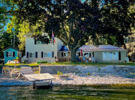 60 Bentons Lane Prince Edward County Ontario, vacation home in Waupoos