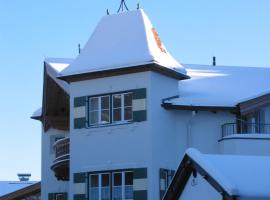 Alpen Glück Schlössl Unterm Rain, hotel in Kirchberg in Tirol