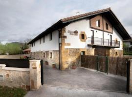 HONDARMENDI Kortezubi, hotel in Guernica