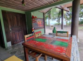 Caribbean View House, hotel in Tortuguero