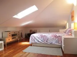Habitación con baño, cerca de la playa