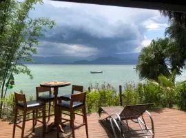 Paraíso Frente ao Mar Sul da Ilha