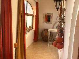 Stylish room in Beautiful maisonette in Gozo, hotel en San Lawrenz