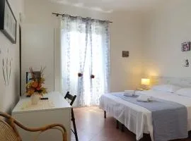 Mia Palace