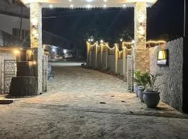 Pops Resort