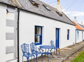Needle Cottage, cottage in Cullen