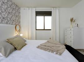 Apartamento con terraza en el centro de Granada QH San Juan de Dios