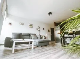 Le DrômArdèchois - Gîte meublé 6 personnes Tournon sur Rhône - ÉCOLODGÎTE