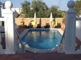 Villa with private pool - near golf