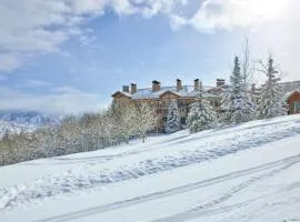 2 Bedroom Ski In, Ski Out Luxury Residence Located On Fanny Hill In The Heart Of Snowmass Village