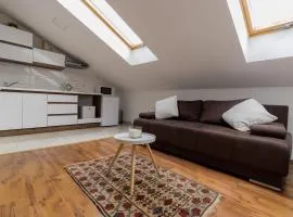 Hill apartman - MAKSIMIR Rebro