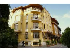 Seven Hills Boutique Hotel