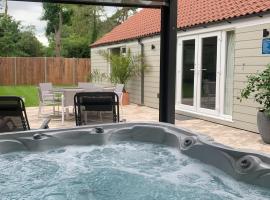 Little Orchard, holiday rental in Worlington