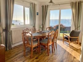 High Tides, Hotel in Penclawdd