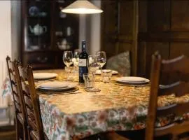 Magical period house in the heart of Ludlow - Pass the Keys