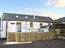 The Calving Shed, holiday home in Neilston