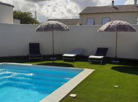 Villa Louna, hotel with pools in Châtelaillon-Plage