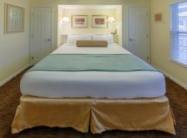 Holiday Inn Club Vacations Oak n Spruce Resort in the Berkshires, khách sạn Holiday Inn ở South Lee
