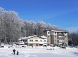 Albergo Le Macinaie - Monte Amiata, hotel near Bellaria Ski Lift, Castel del Piano