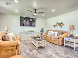 Woodward Home Near Crystal Beach Water Park!