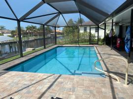 Just beachy Pool Gulf access, holiday rental in Cape Coral