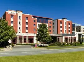 Crowne Plaza Dublin Airport by IHG