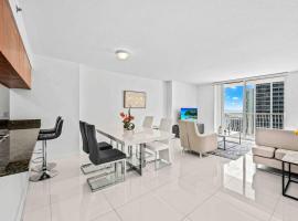 Luxurious 1 Bed Apartment in Brickell • Ocean View、マイアミのリゾート