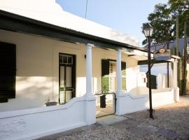 CatsWhiskers, hotel near Graaff-Reinet Railway Station, Graaff-Reinet