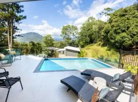 Treetops Retreat