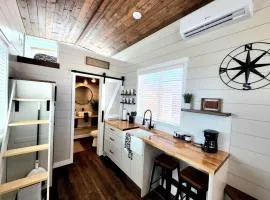 Family-Friendly Tiny Home Firepit BBQ Zion