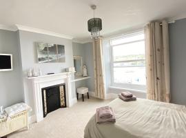 Riverdene, villa en Kingswear