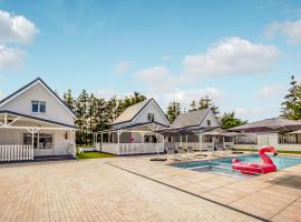 2 Bedroom Amazing Home In Kolczewo, hotel v destinaci Kołczewo