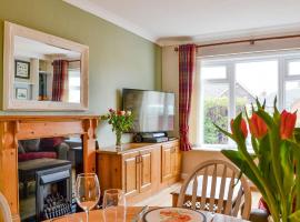 The Sycamores, pet-friendly hotel in Hunmanby
